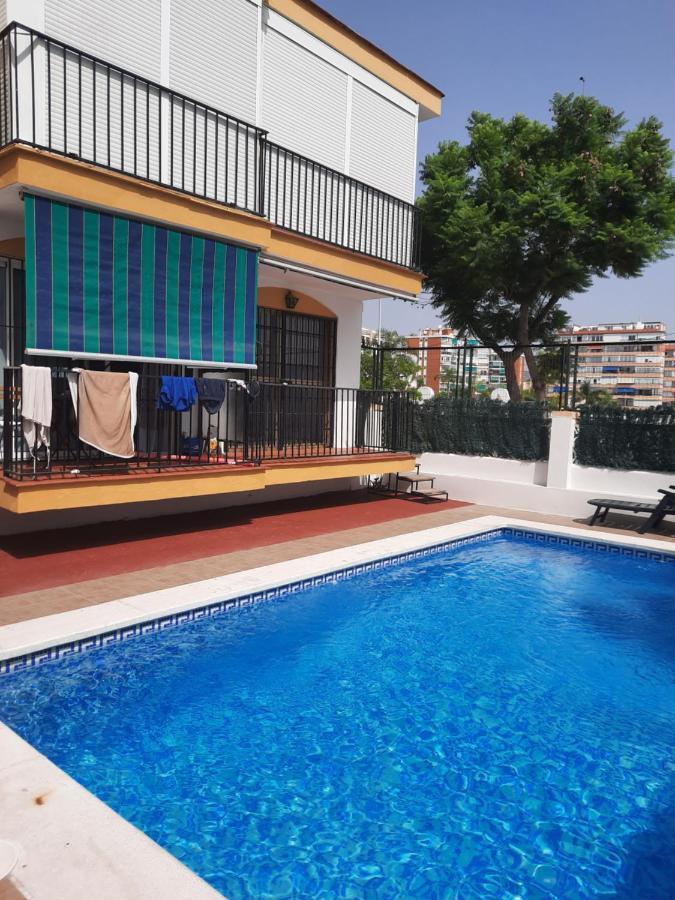 Feel At Home At Tamara Apartment - Two Steps To The Pool 托雷莫利诺斯 外观 照片